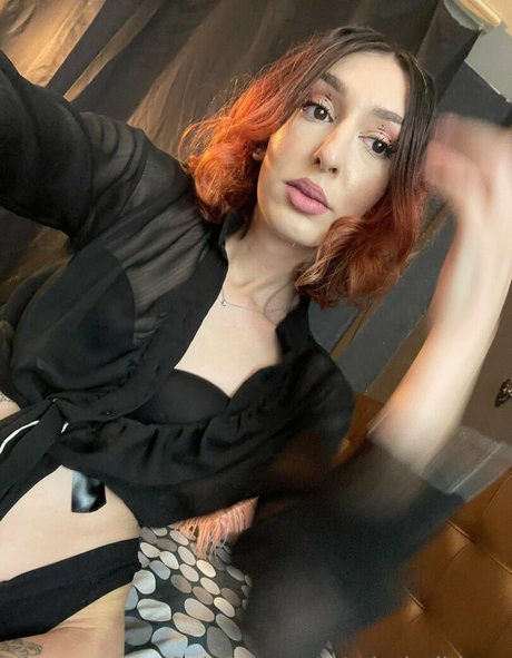 MissLetiBlane model nude galleries