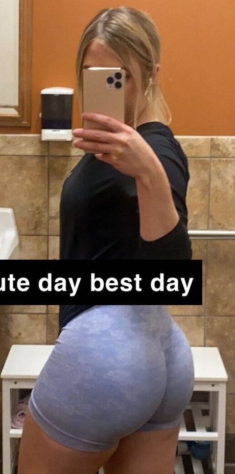 Hailsbee nudes star photo