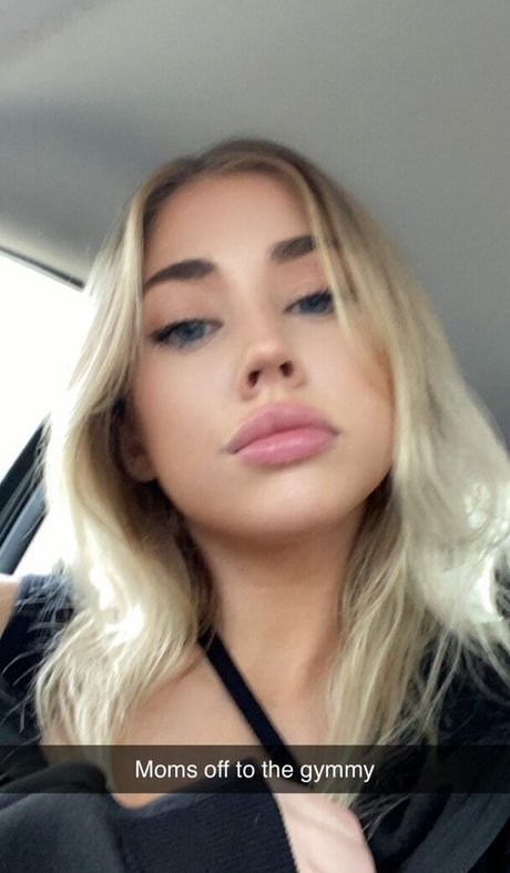 Hailsbee pornstar sex gallery