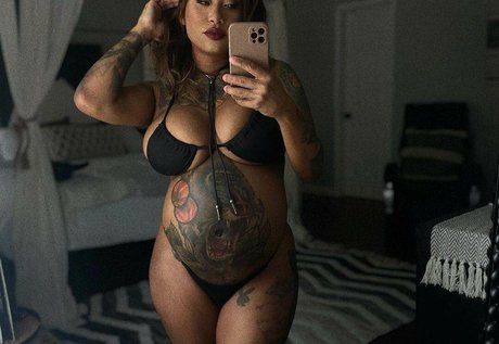 Serenity Snow nude star pic