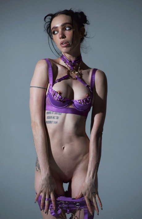 Taylor Zahn pornographic actress pictures