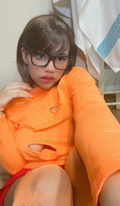 yourwaifoo nudes star pic