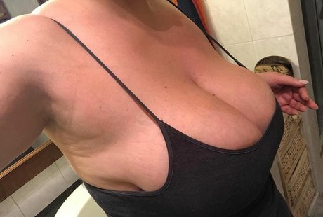 gloryhole onlyfans art naked pic