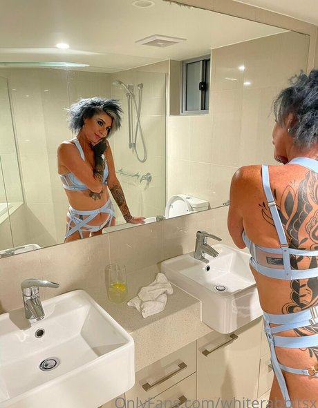 whiterabbitsx nudes model gallery