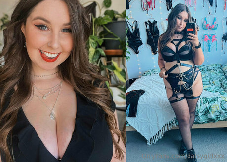 goth threesome onlyfans free naked pictures