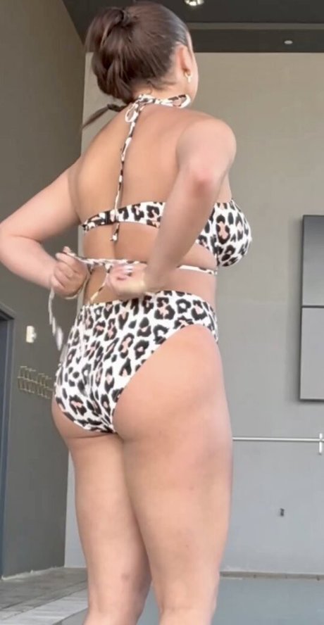 milf young onlyfans naked photo