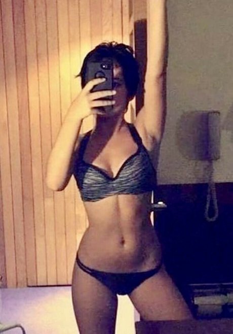Isabela Merced pornstar erotic photo