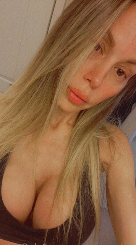 mzmaclee star pornographic images