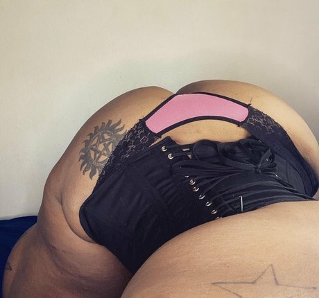 amazon leee pornstar exclusive picture