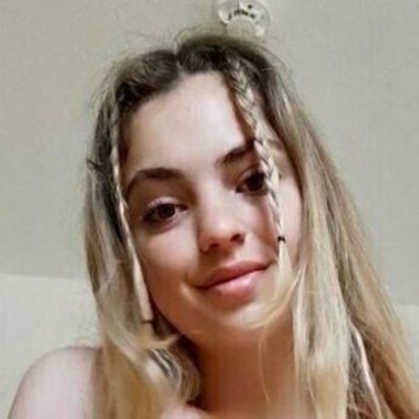 ami allison nude model img