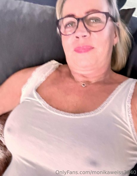 monikaweiss3040 model sexy img