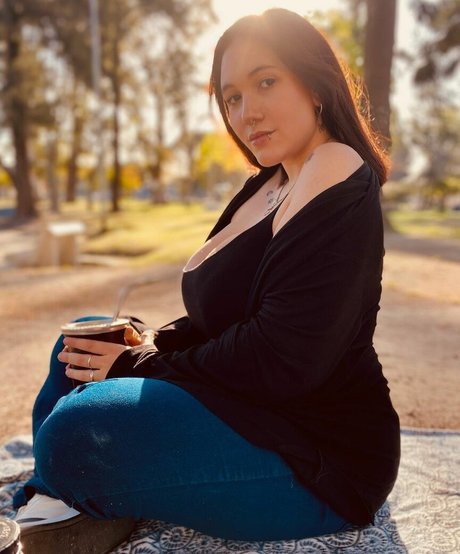 Coti Demozzi pornstar exclusive picture