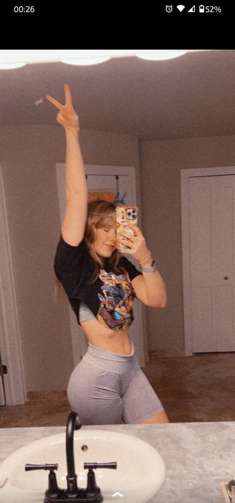 Pineapplebrat pornstar pretty img