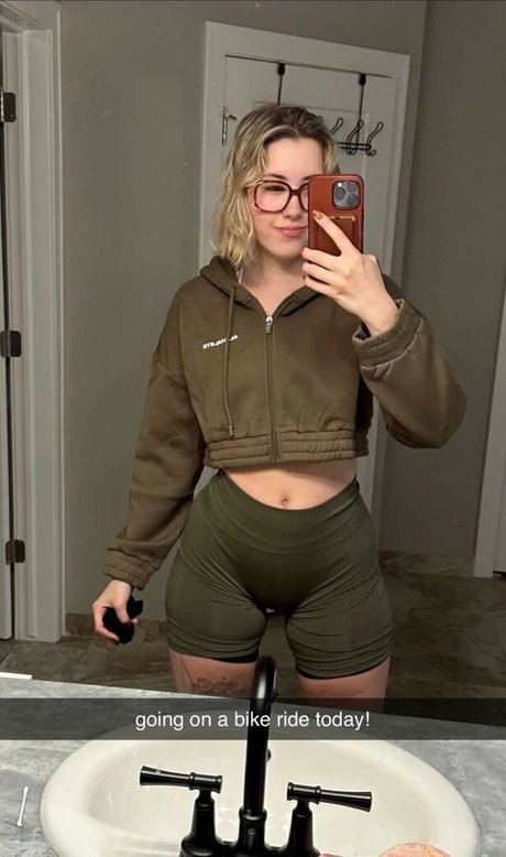Pineapplebrat pornstar perfect pics