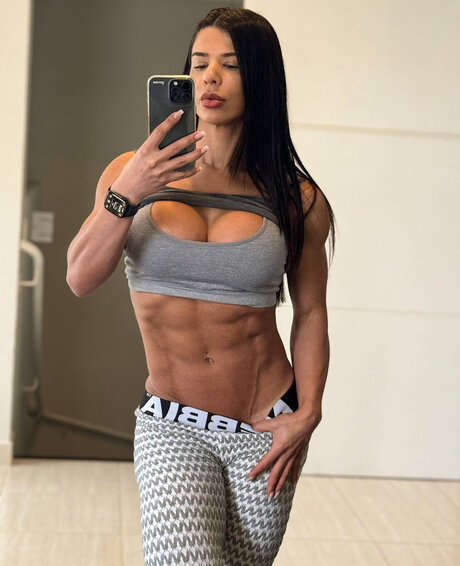 Eva Andressa pretty model photo