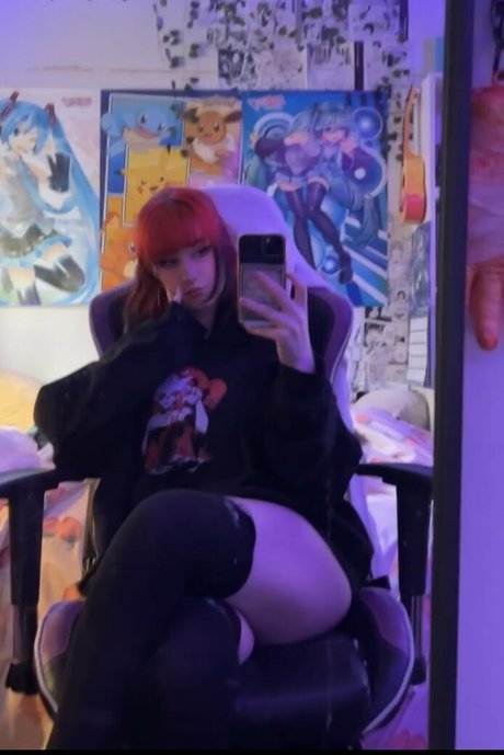 sylvieexo perfect pornstar image