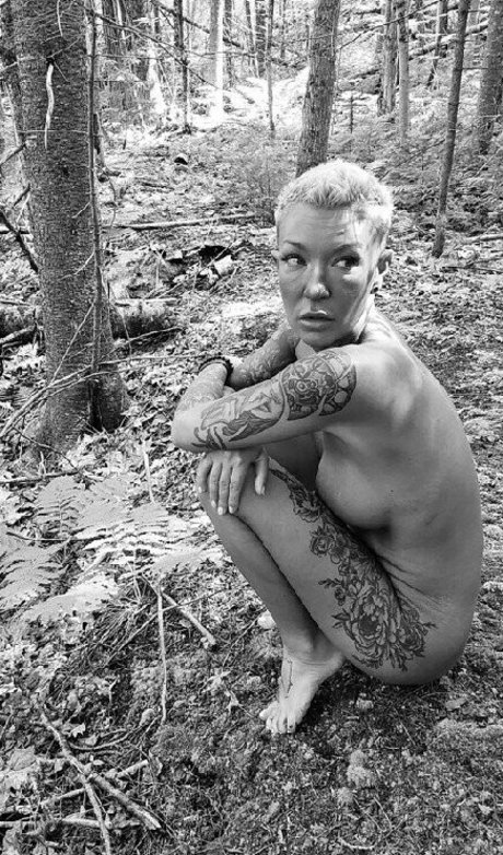 gypsyundersupervised1 pornstar nudes picture