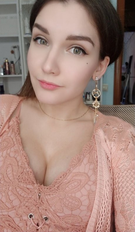 milf fake tits onlyfans hot sexy picture