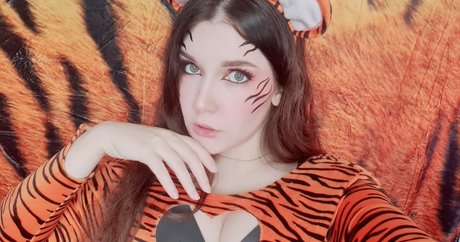 ASMR KittyKlaw perfect pornstar gallery