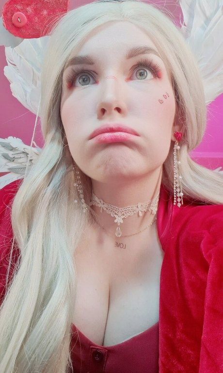 ASMR KittyKlaw top actress pictures