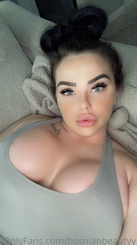 bosnianbeautyy high quality pornstar pictures