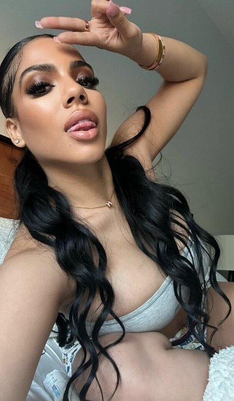 E dot free model photos