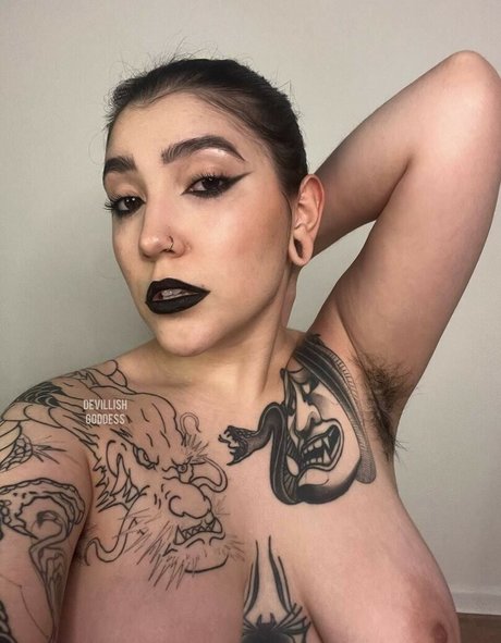 devillishgoddess high quality model pics