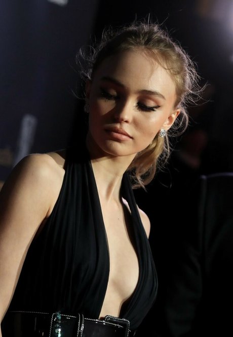 Lily Rose Depp erotic pornstar pictures