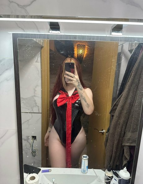 Venom Medusa pornstar beautiful img