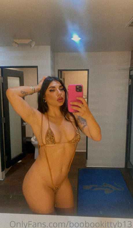 Boobookittyb13 model porn pics