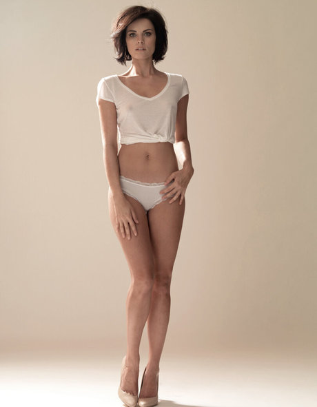 Jaimie Alexander perfect model pic