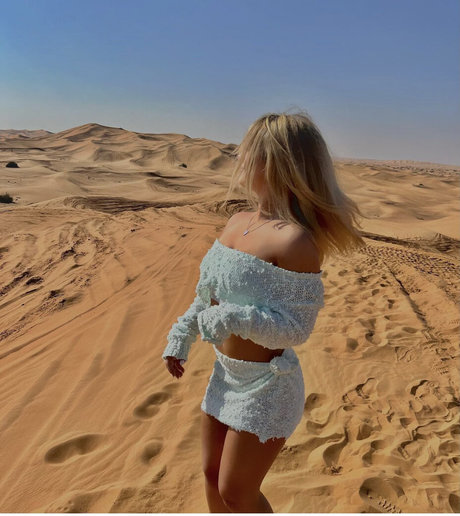 Daisy Campbell model nice galleries