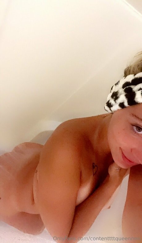 contenttttqueennnn model nude photos