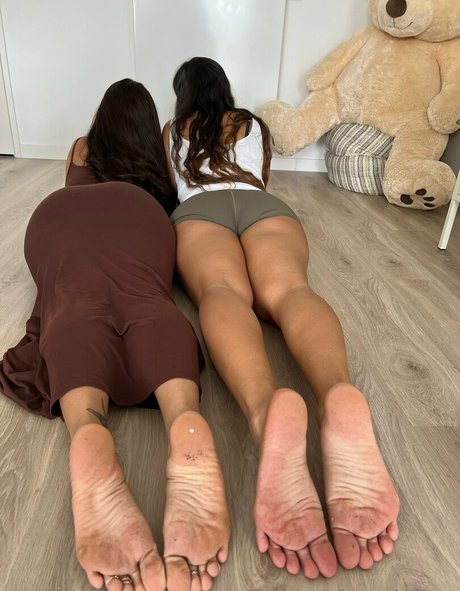 mariefrenchfeetgirlfree model high quality pics