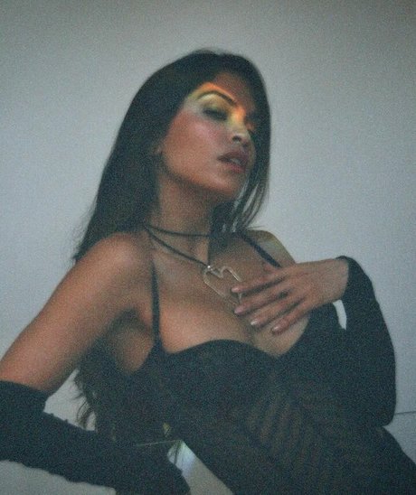 Alessandra Sironi xxx model photo