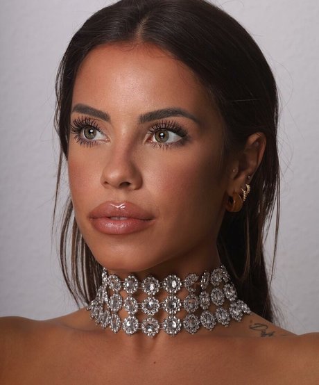 Yai Tejera star high quality photo