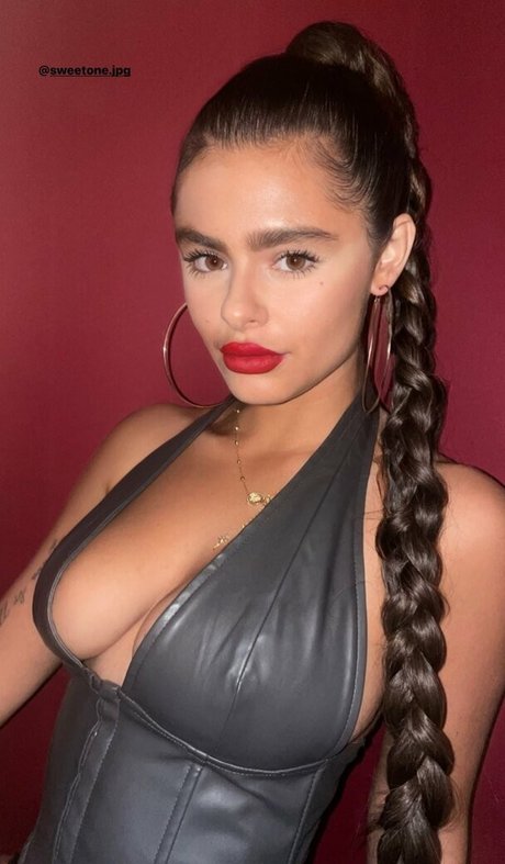 Jacquie Lee pornstar nudes pic