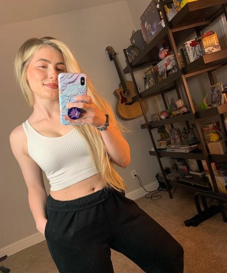 Nicki Taylor hot model images