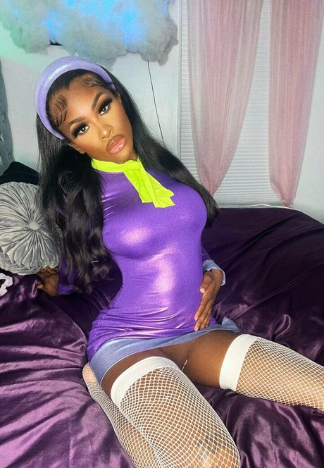milanvalentine nudes actress picture