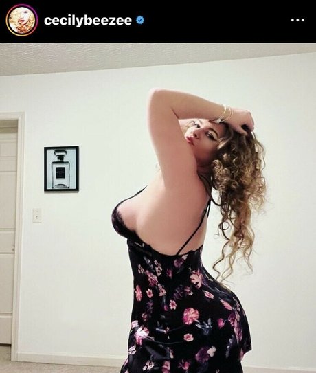 cbeezeec erotic star pics