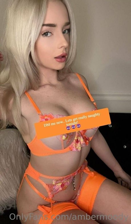 Ambermooody model exclusive pics