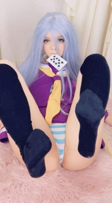 Danni Meow star naked pic