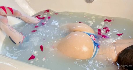 shemale fucks girl onlyfans hot sex galleries
