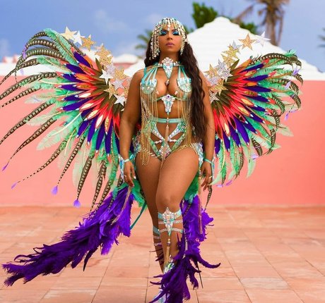 Ashanti model sexy galleries