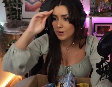 yabbe pornstar xxx pic