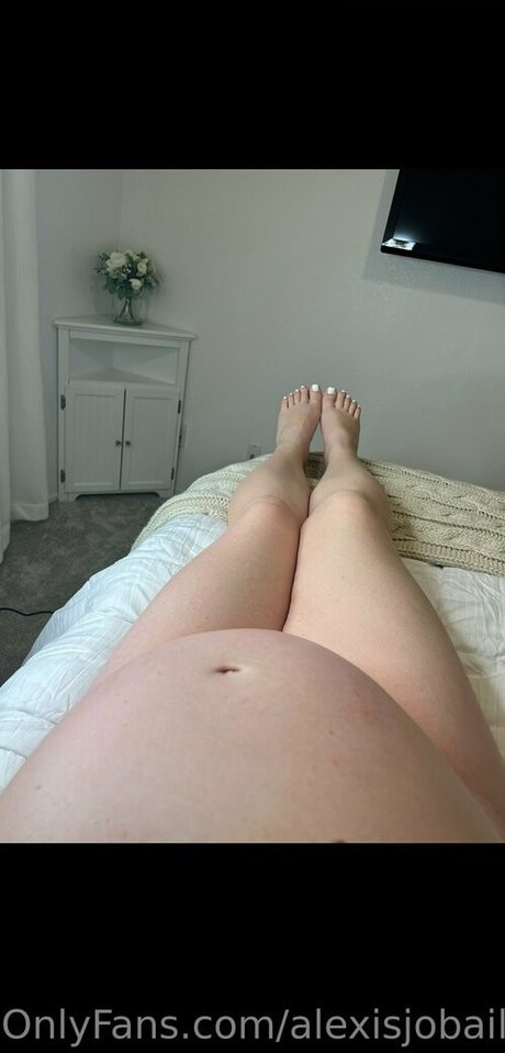 alexisjobailey top profile image