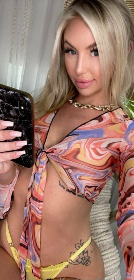 karleystokes model perfect photo