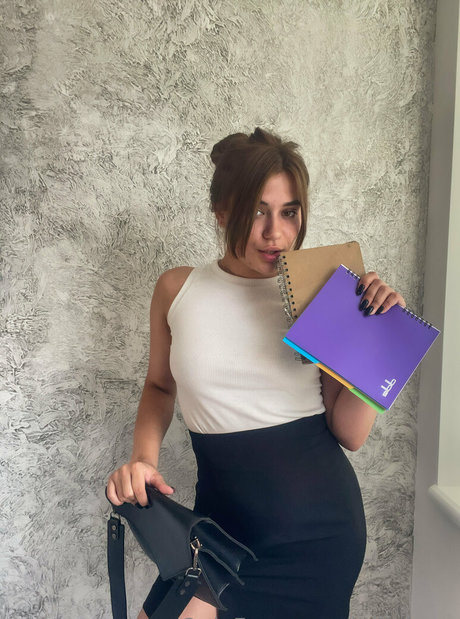 model onlyfans nude image