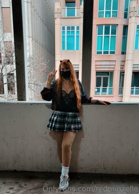 redpunzelle pretty model galleries