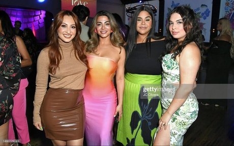 Isabella Gomez sexy star gallery